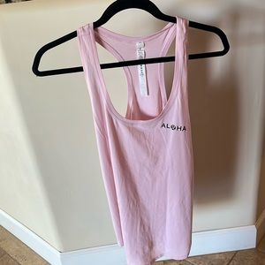 Size 8 pink lululemon love tank 11 from Hawaii.